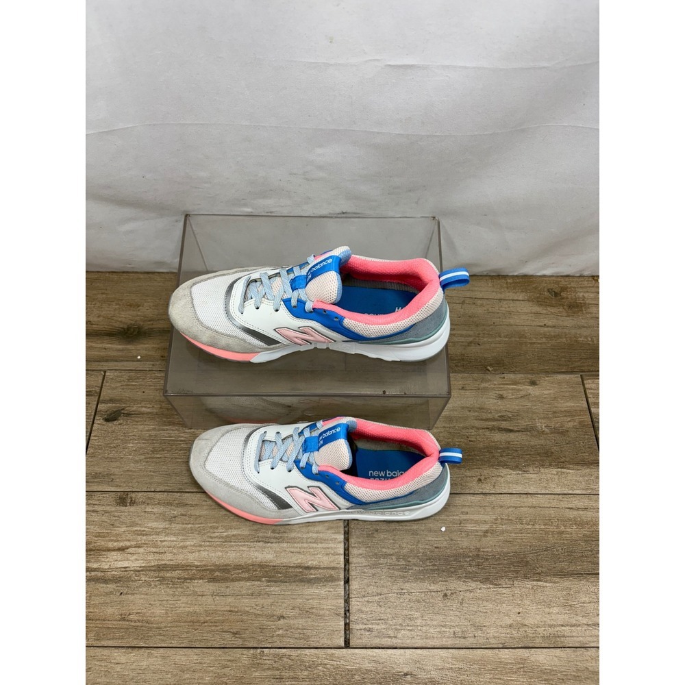 New Balance Women's Sneakers in Grey, Pink & Blue - Picture 10 of 10